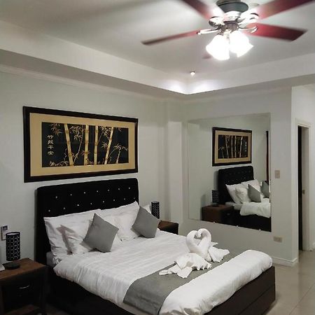 Bourbon St Apts Condo 16 آنغلوس المظهر الخارجي الصورة